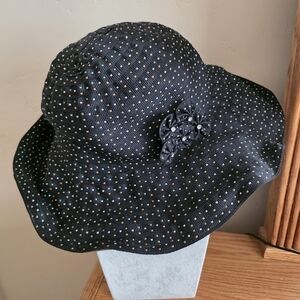 Betmar New York Dotted Black with Floral Accent Sun Hat Packable Lightweight
